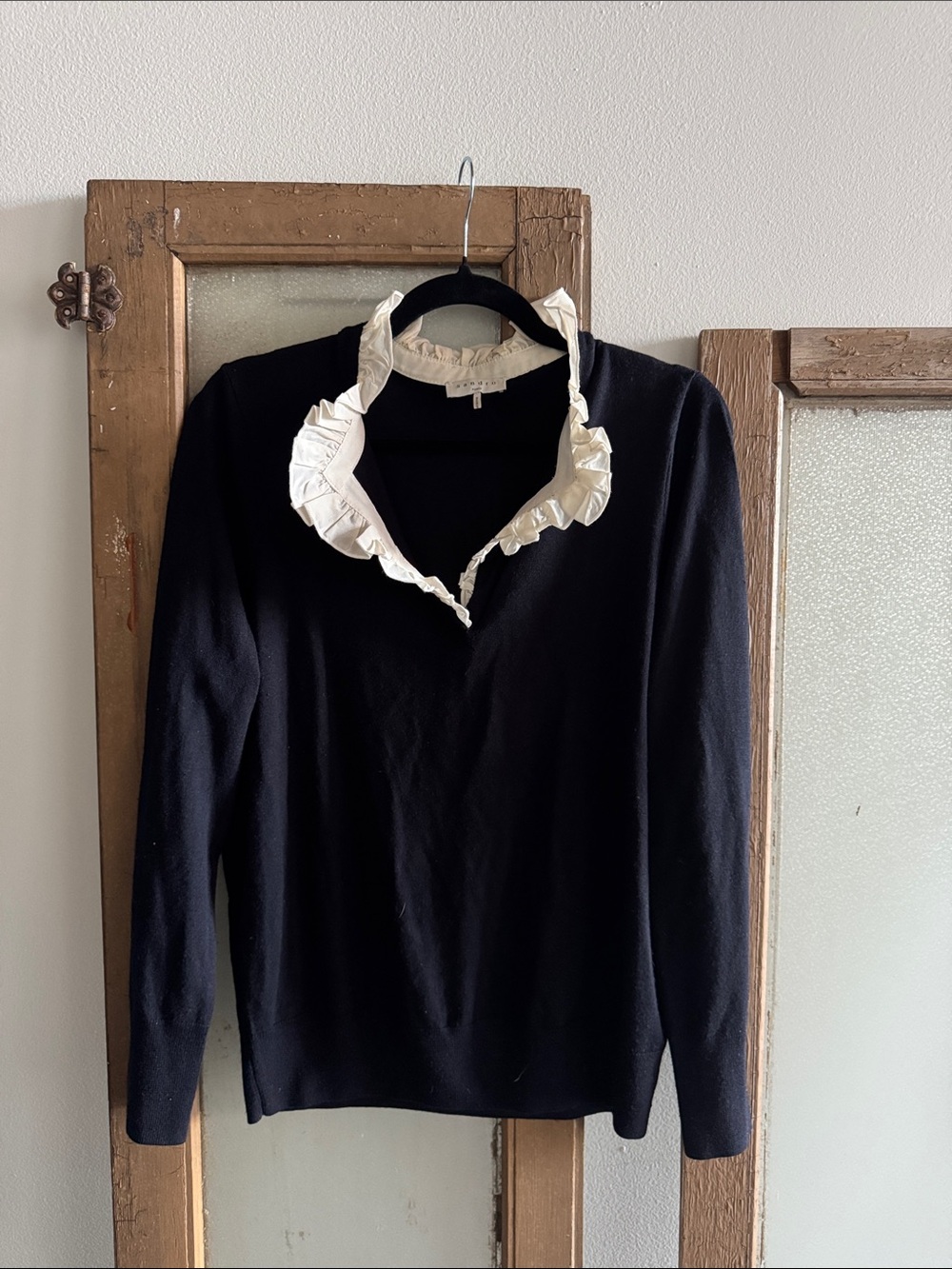 Navy V-Neck Sweater with Cream Ruffle Collar